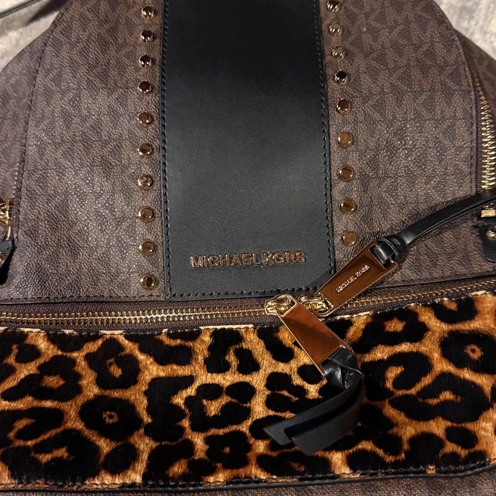 Michael Kors Rhea Backpack - Picture 4 of 8